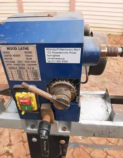 Turning lathe mc900 &#43; chisel set and adaptions available