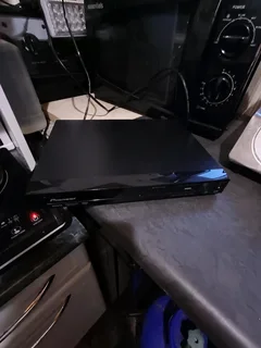 Pioneer DV 2242 blue ray dvd player