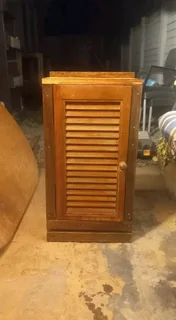 Wood instalations and crafting plus free through away collections services