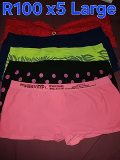 Second hand underwear for woman