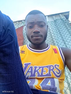 Am looking for a job