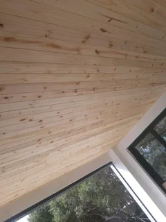 Am looking for a job