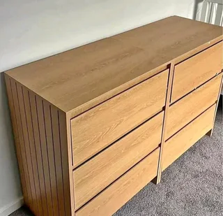 Chest of drawers
