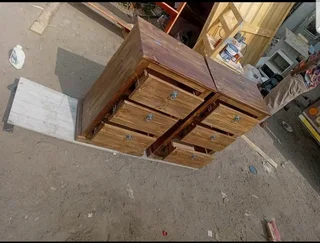 Pedastal and headboards