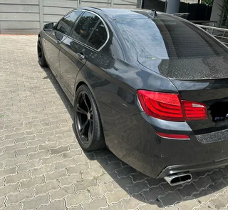 bmw 5 series  550i F10 2012