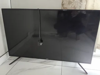 7Samsung Smart TV 48 inch For Parts