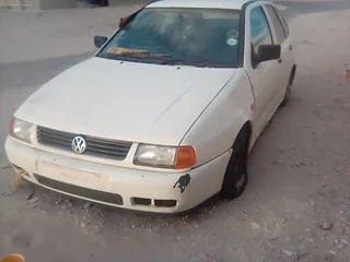 1998 Volkswagen Polo Sedan