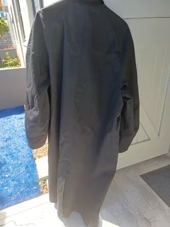 Military all weather lined coat black heavy and warm water proof size XL excellent condition Rneg