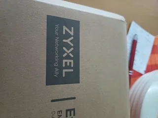 Router ZYXL EMG3525-T50B