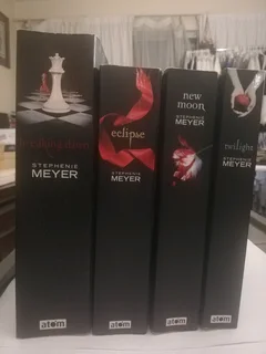 Stephanie Meyer Collection - 4 Novels