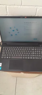 Laptop - Ad posted by Khulekanibuthelezi18