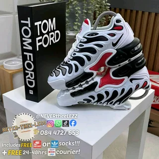 Nike air max plus drift