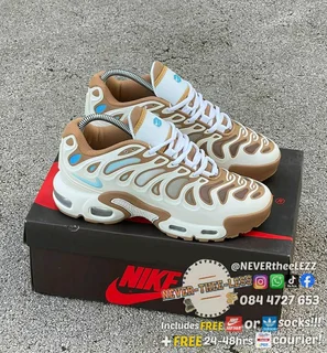 Nike air max plus drift