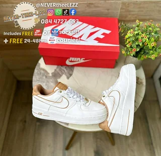 Nike air force 1 white and bio beige