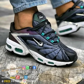 Nike air max tailwind v x skepta