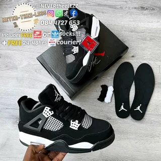 Air Jordan 4
