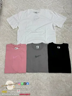 Nike chest swoosh t-shirt