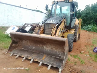 2005 CAT 424d for Sale