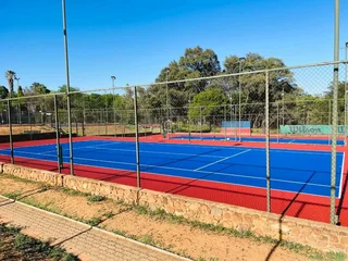 Tennis courts &amp; Repairs 076210384