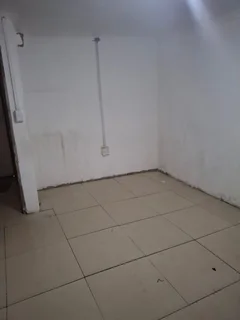 1 Room with bathroom and toilet inside in nazareth,a walk to pick and pay cervashem and pinetown