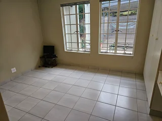 1 Bedroom Garden Cottage