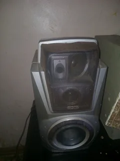 Aiwa speakers