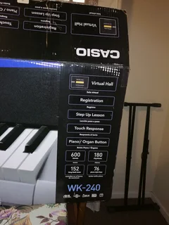 Casio WK-240 didital keyboard