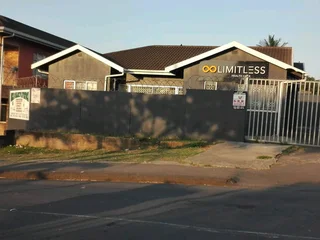 4 bedroom house for rent in Clayfield