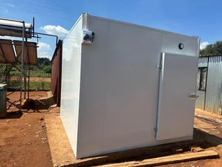 COLD ROOMS &amp; MOBILE UNITS