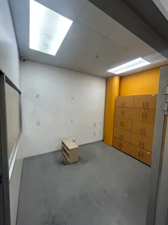 Commercial Property Available in Springfield Park - Automotive Showroom, Workshop &amp; Offices!