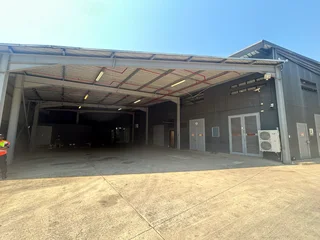 Commercial Property Available in Springfield Park - Automotive Showroom, Workshop &amp; Offices!