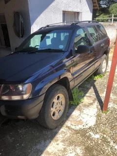 Jeep Cherokee Laredo &#64;25000Rands