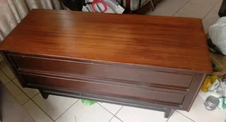 Wooden Trunk /Kissd