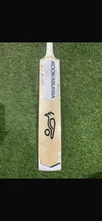 Kokabura Cricket Bat