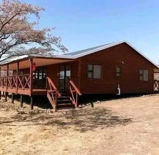 Even Wendy house 078 636 1497