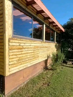 Even Wendy house 078 636 1497