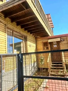 Even Wendy house 078 636 1497