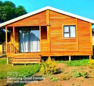 Even Wendy house 078 636 1497