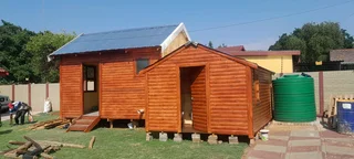 Even Wendy house 078 636 1497