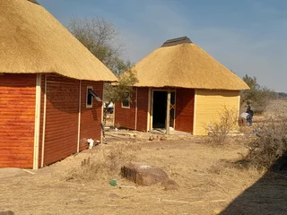 Even Wendy house 078 636 1497