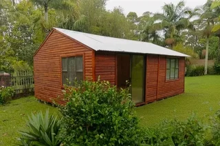 Even Wendy house 078 636 1497