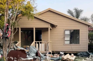 Even Wendy house 078 636 1497