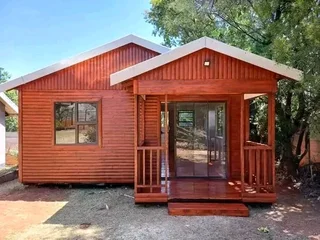 Even Wendy house 078 636 1497