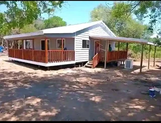 Even Wendy house 078 636 1497