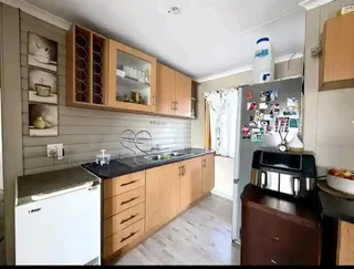 Even Wendy house 078 636 1497 is