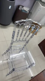 Gold Tiffany chairs with cushion for sales R225 Specail