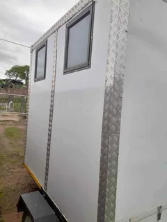 Mobile Toilet And VIP Mobile Toilet for sales and Hire