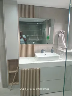 PROFESSIONAL,  SKILLED,  COMPETENT AND EXPERIENCED CARPENTER.