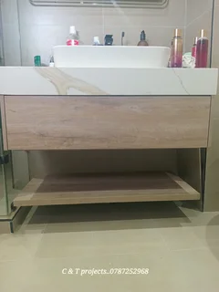 SKILLED, COMPETENT,  EXPERIENCED AND PROFESSIONAL CARPENTER.