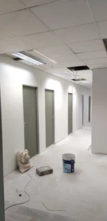 PROFESSIONAL,  EXPERIENCED,  COMPETENT AND SKILLED CARPENTER.